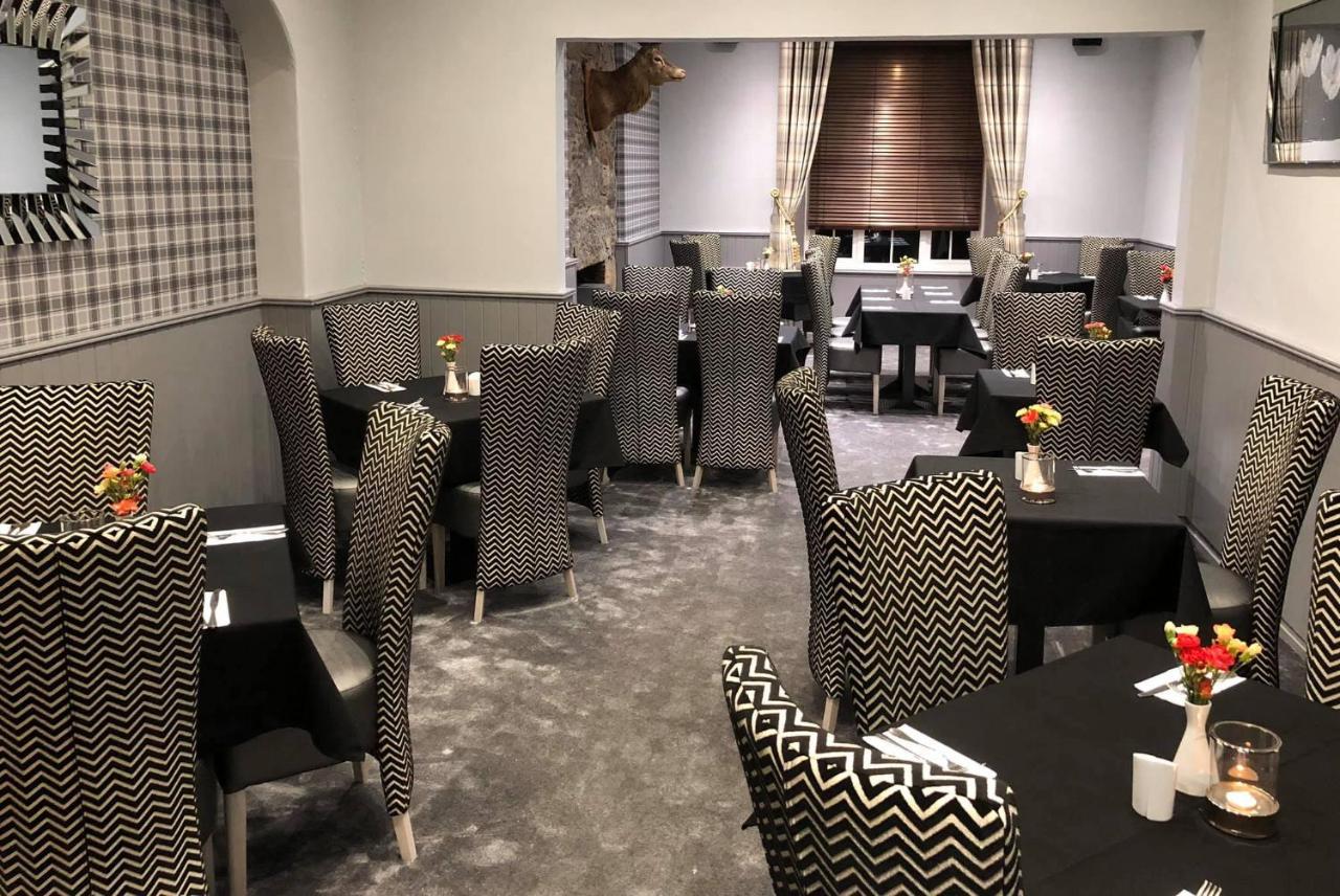 Haughton Arms Hotel Alford  Bagian luar foto